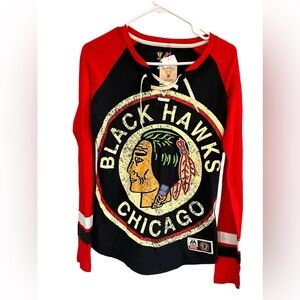 Vintage Majestic Chicago Blackhawks Women’s Lace-Up Jersey